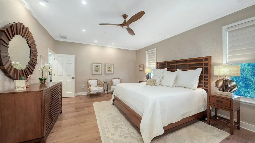 3530 Mistletoe Lane Longboat Key FL 34228