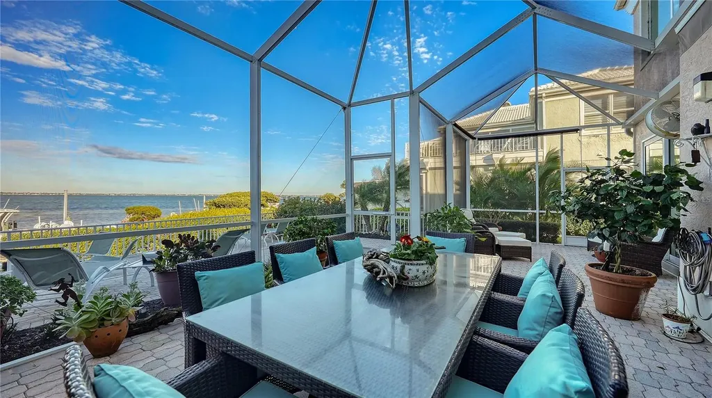 3530 Mistletoe Lane Longboat Key FL 34228