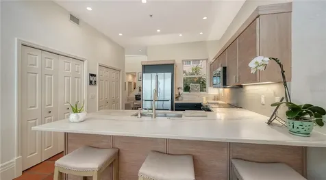 3530 Mistletoe Lane Longboat Key FL 34228