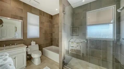 3530 Mistletoe Lane Longboat Key FL 34228
