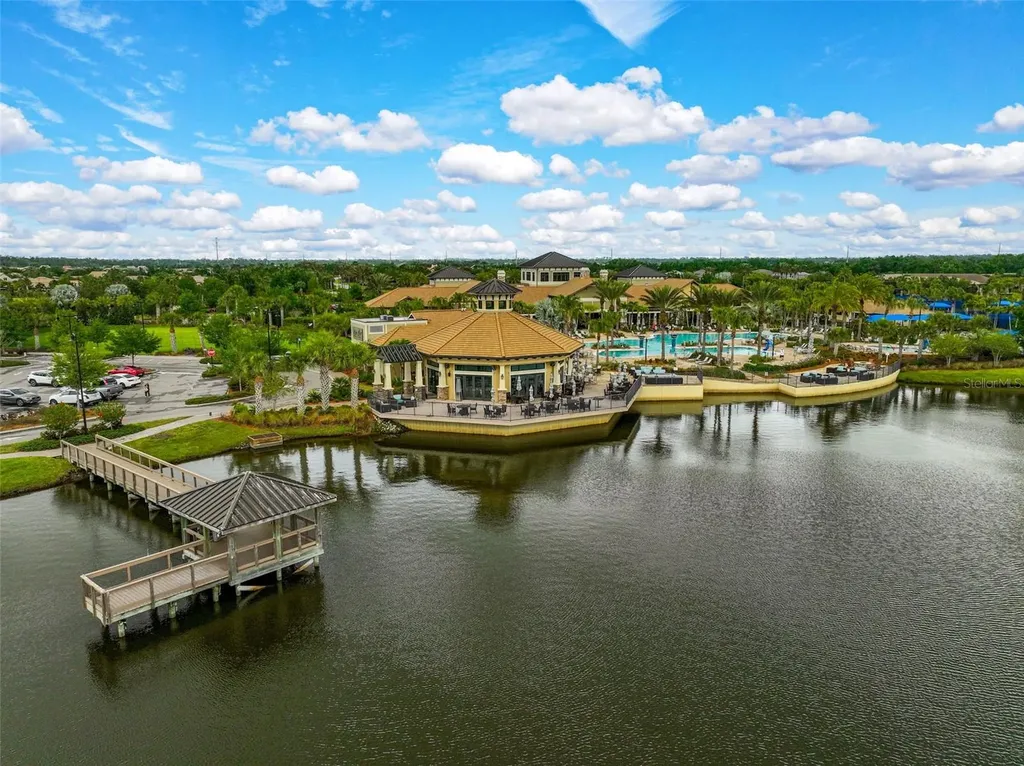7710 Summerland Cove Bradenton FL 34202