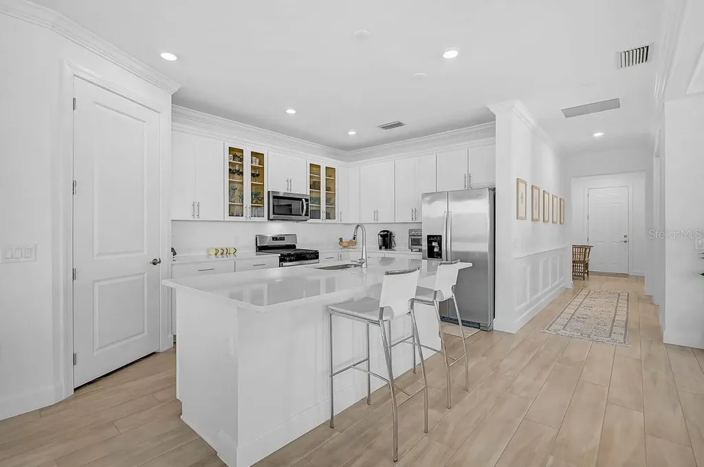 7710 Summerland Cove Bradenton FL 34202