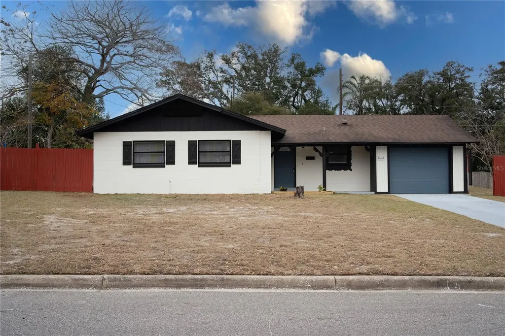5831 Hornet Drive Orlando FL 32808