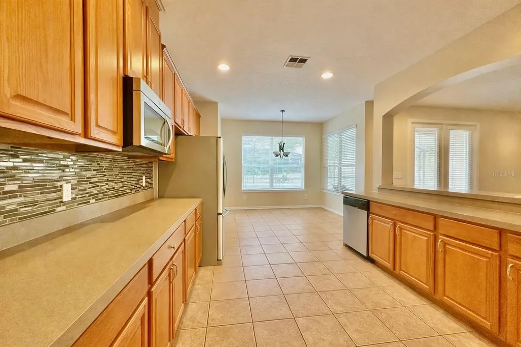 4410 Pine Gold Avenue Apopka FL 32712