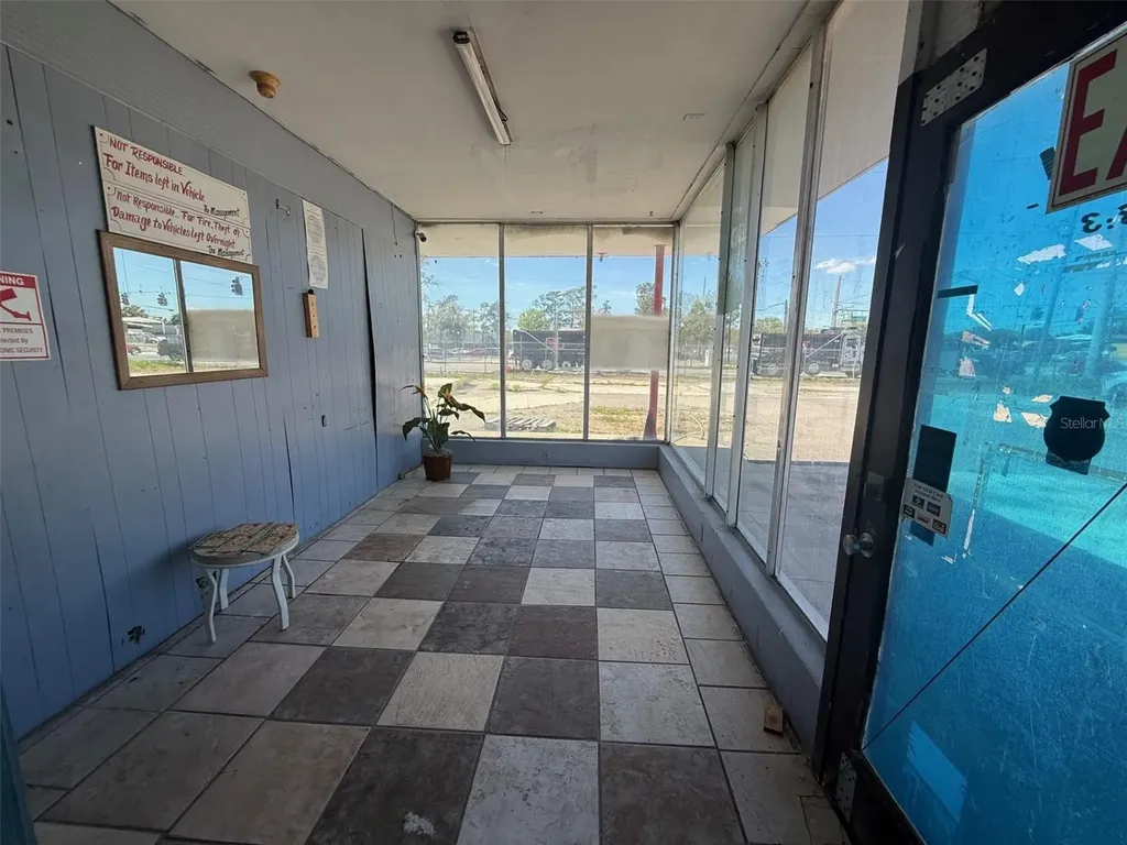 3960 Silver Star Road Orlando FL 32808