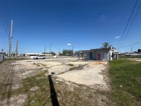 3960 Silver Star Road Orlando FL 32808