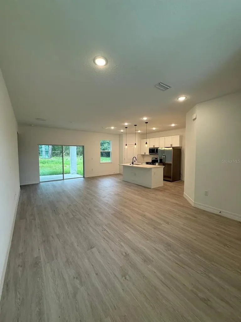 1850 W Hialeah Drive Citrus Springs FL 34434