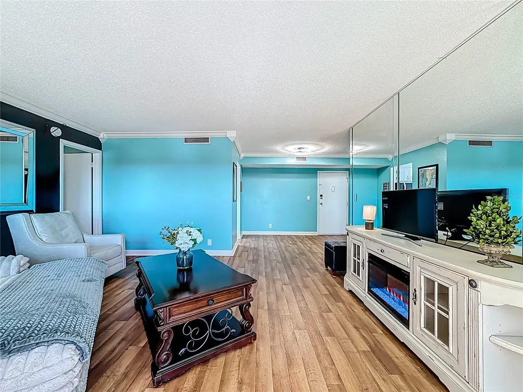 2901 26th Street W Bradenton FL 34205