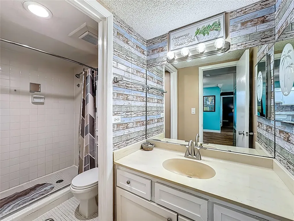 2901 26th Street W Bradenton FL 34205