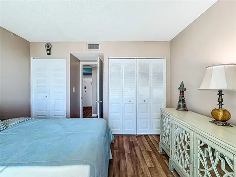 2901 26th Street W Bradenton FL 34205