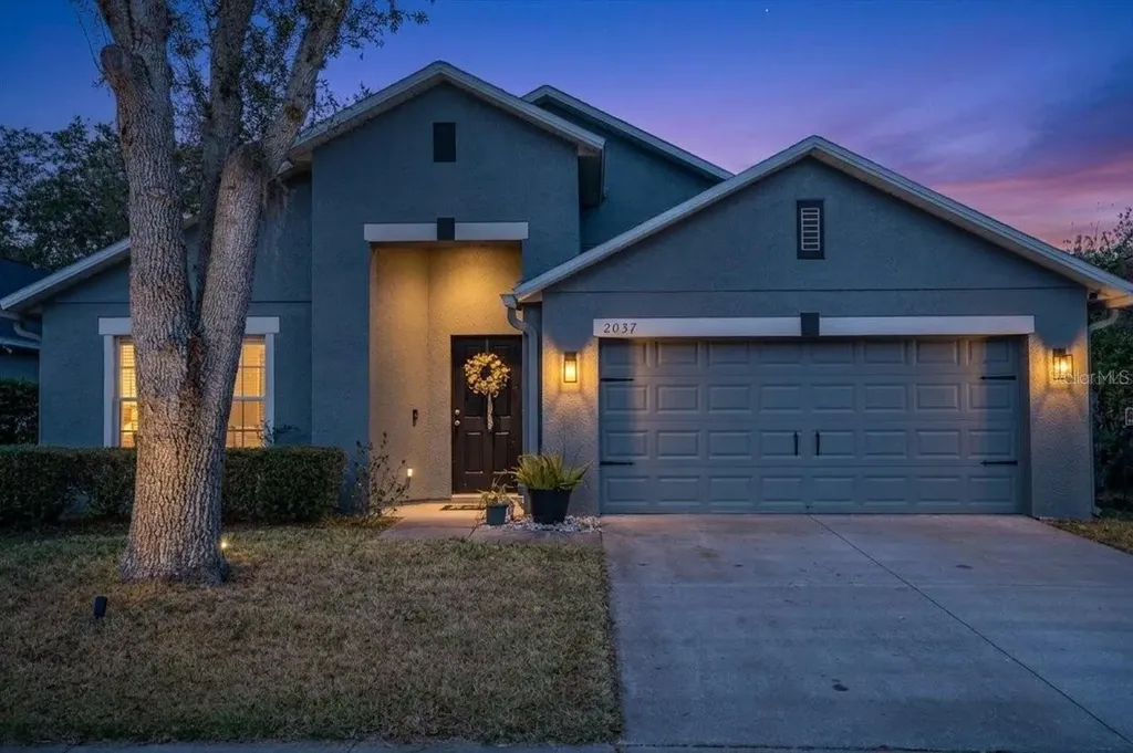 2037 Darlin Circle Orlando FL 32820