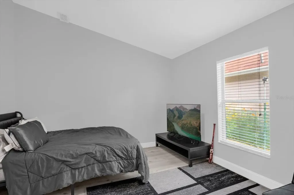 2037 Darlin Circle Orlando FL 32820
