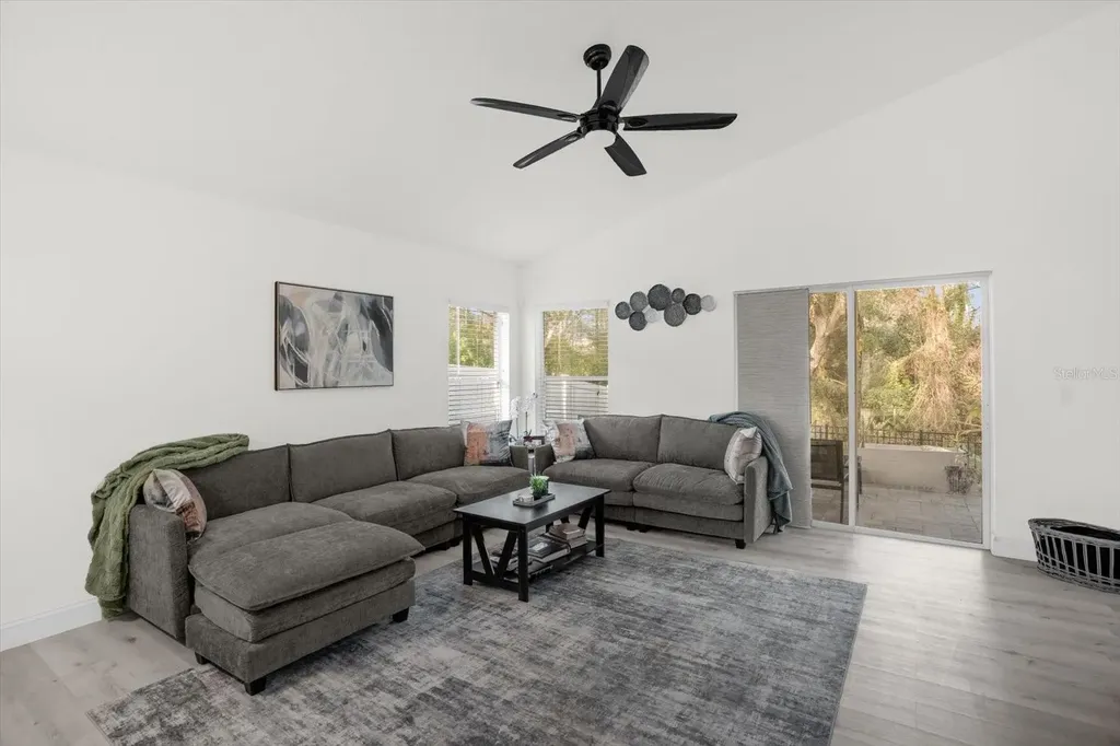 2037 Darlin Circle Orlando FL 32820