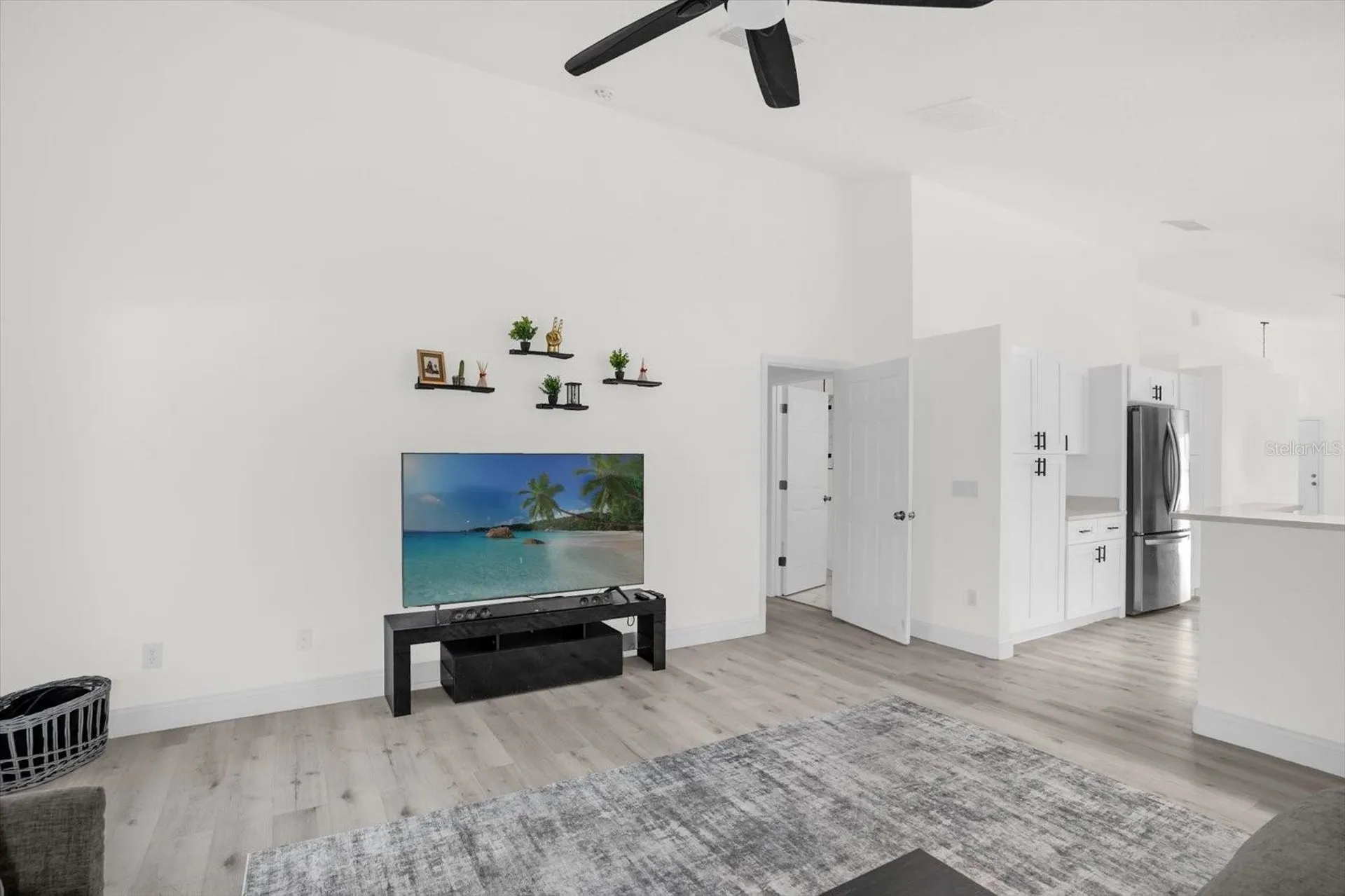 2037 Darlin Circle Orlando FL 32820