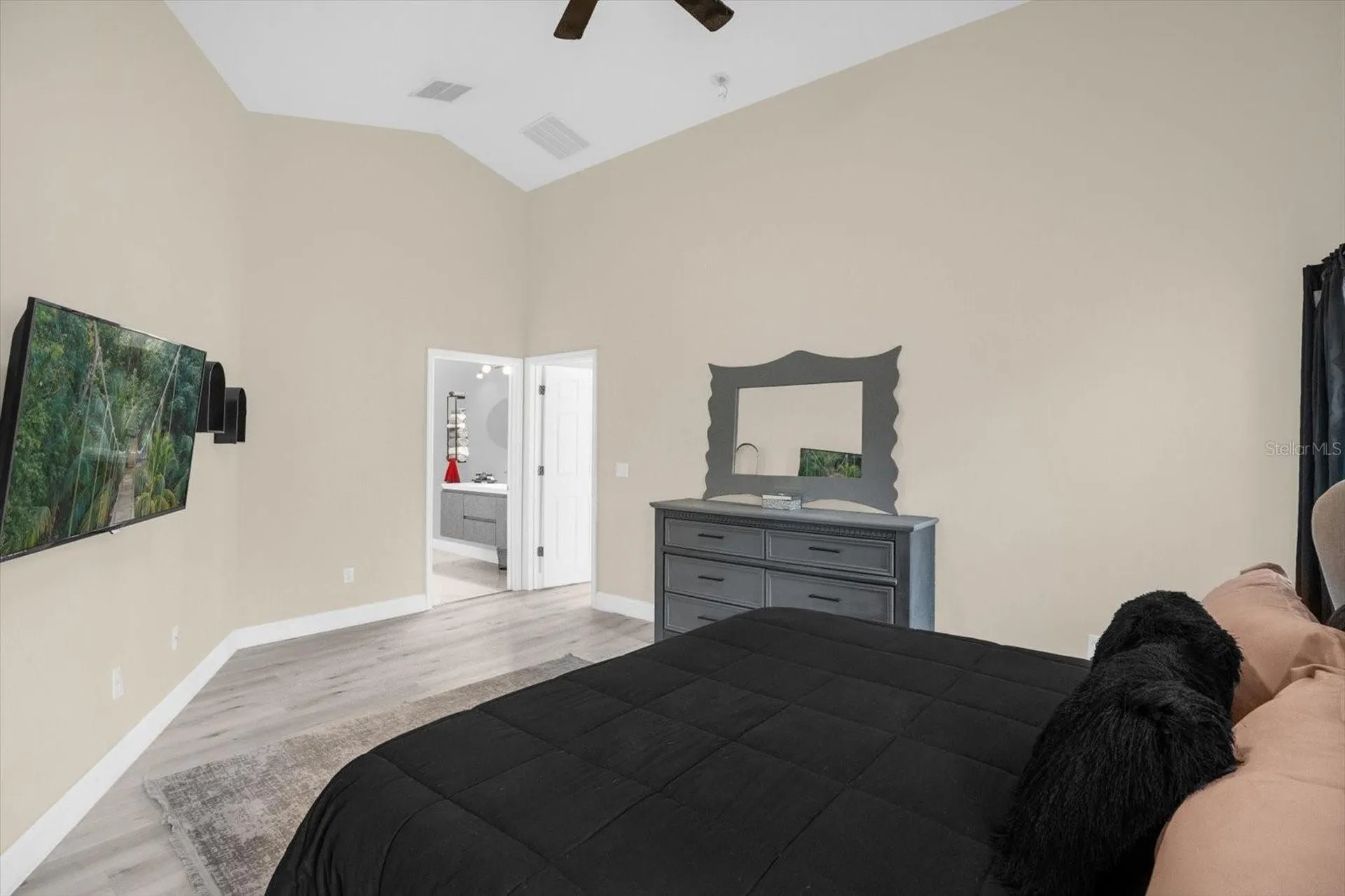 2037 Darlin Circle Orlando FL 32820
