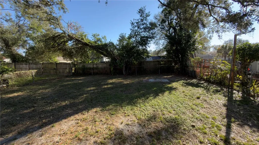 8113 N Semmes Street Tampa FL 33604