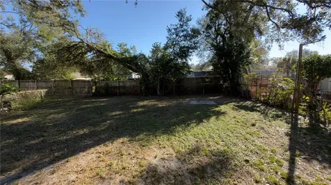 8113 N Semmes Street Tampa FL 33604
