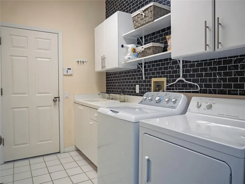 4054 Caddie Drive E Bradenton FL 34203