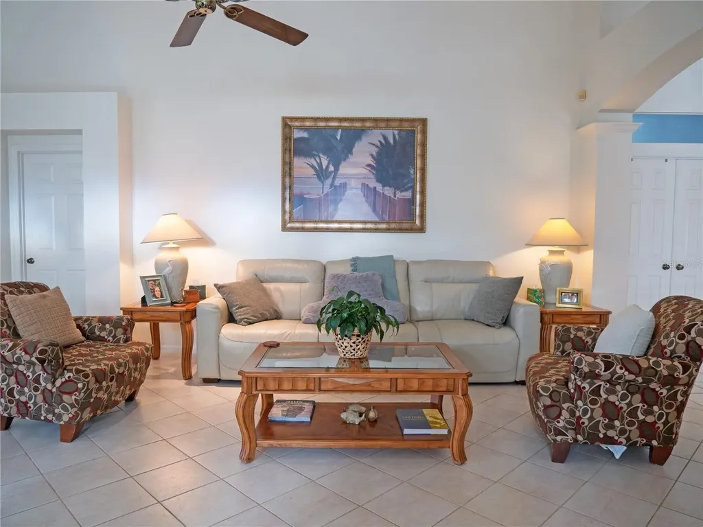 4054 Caddie Drive E Bradenton FL 34203