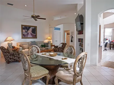 4054 Caddie Drive E Bradenton FL 34203