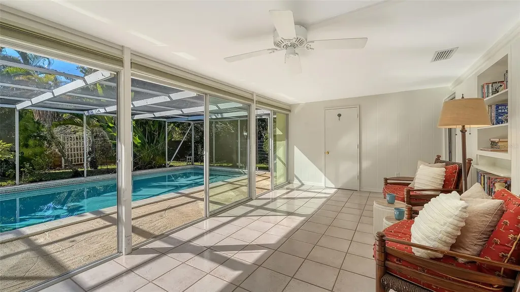 626 46th Street Sarasota FL 34234