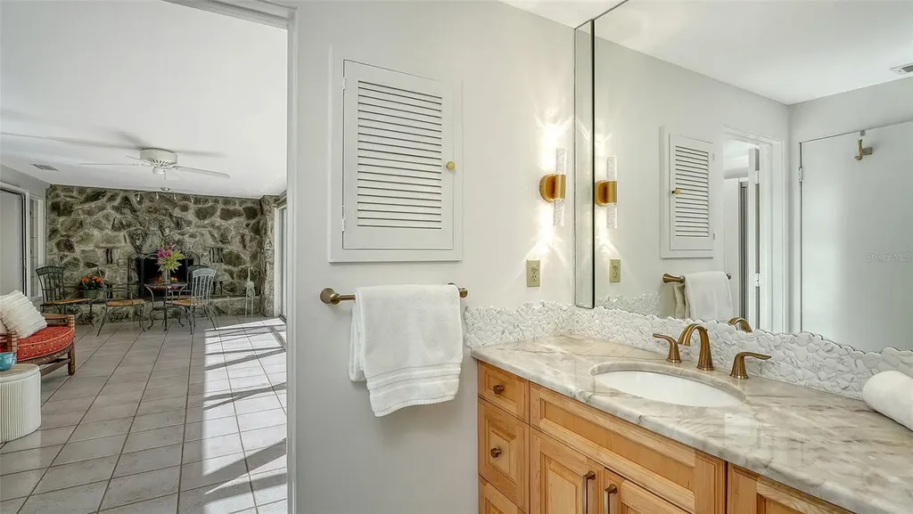 626 46th Street Sarasota FL 34234