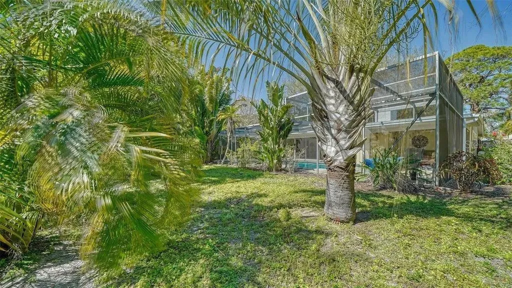 626 46th Street Sarasota FL 34234