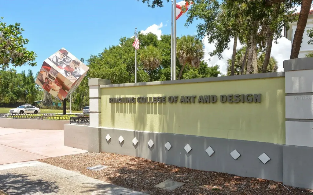 626 46th Street Sarasota FL 34234