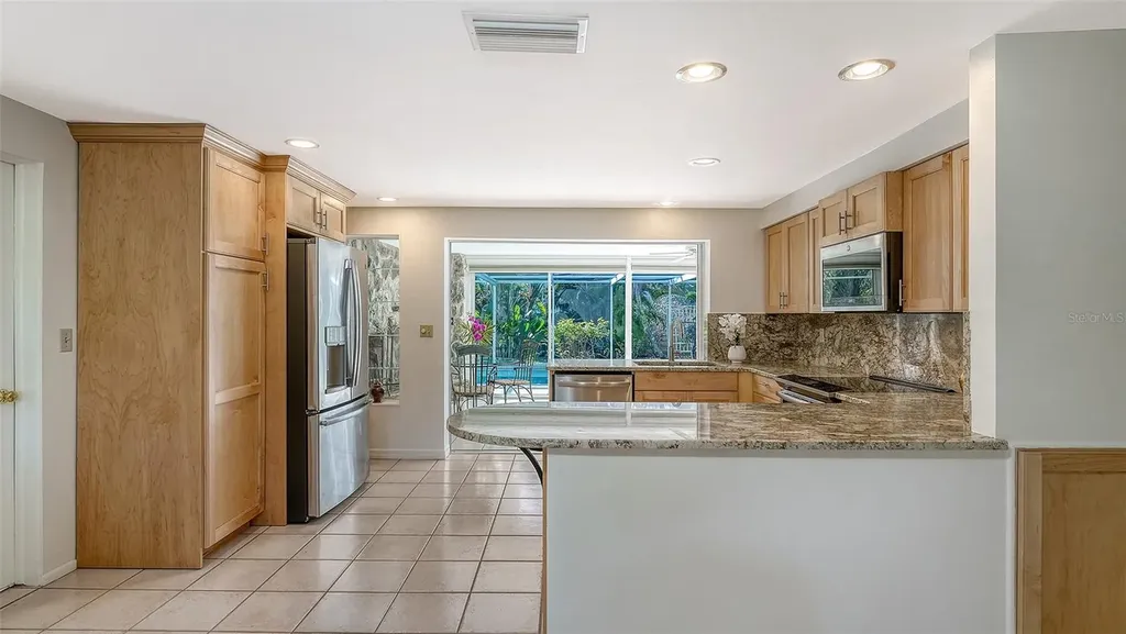 626 46th Street Sarasota FL 34234