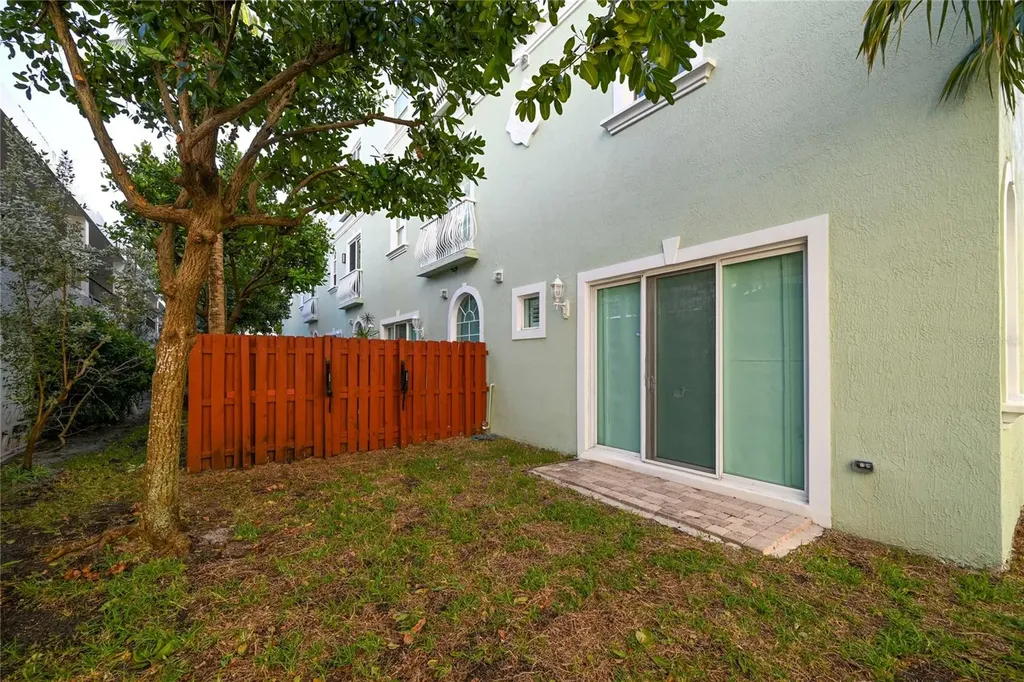 430 Sunset Drive Pompano Beach FL 33062