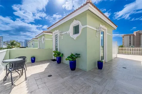 430 Sunset Drive Pompano Beach FL 33062
