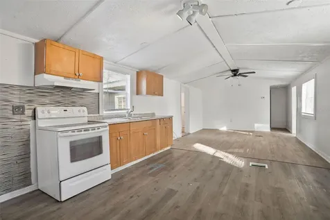 10205 Burton Street New Port Richey FL 34654