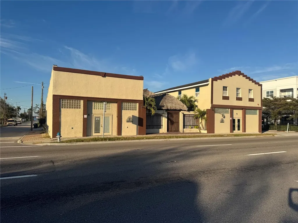 1001 Manatee Avenue E Bradenton FL 34208