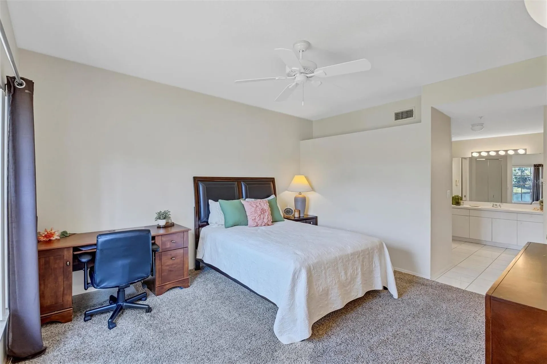 5430 Fair Oaks Street Bradenton FL 34203