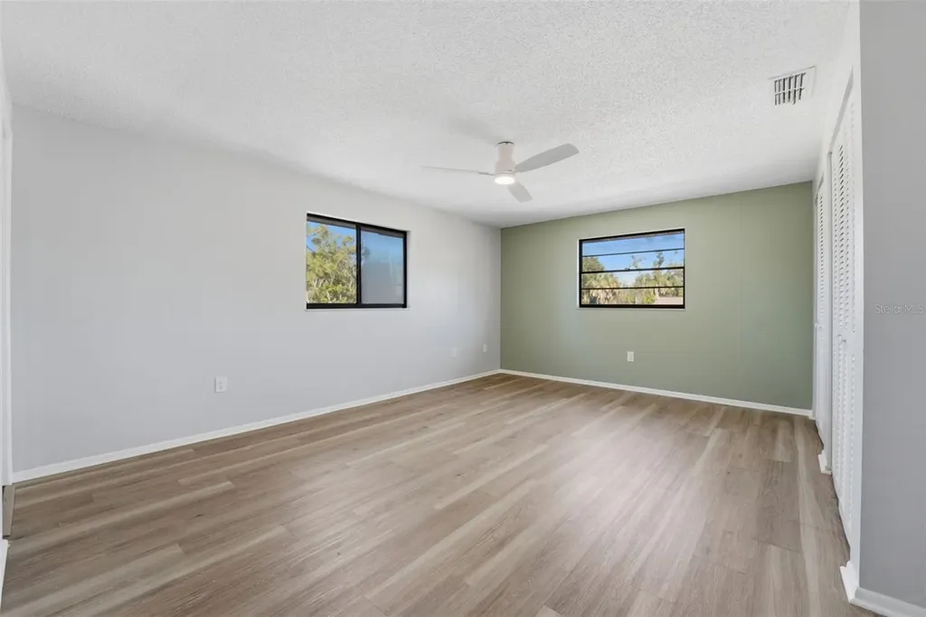 5328 Fox Run Road Sarasota FL 34231