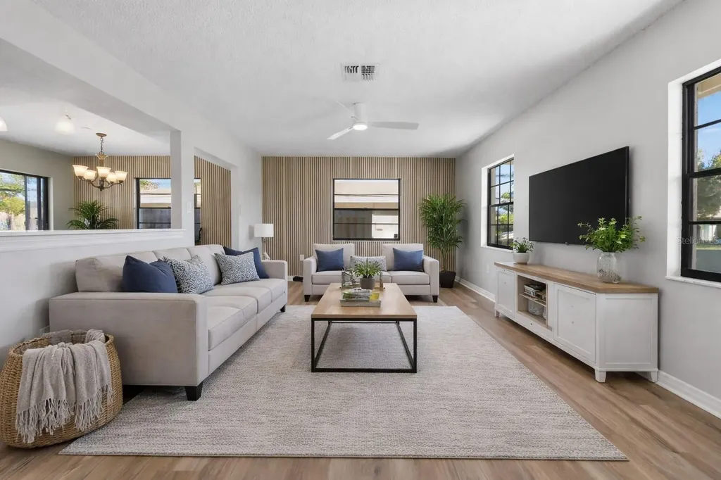 5328 Fox Run Road Sarasota FL 34231
