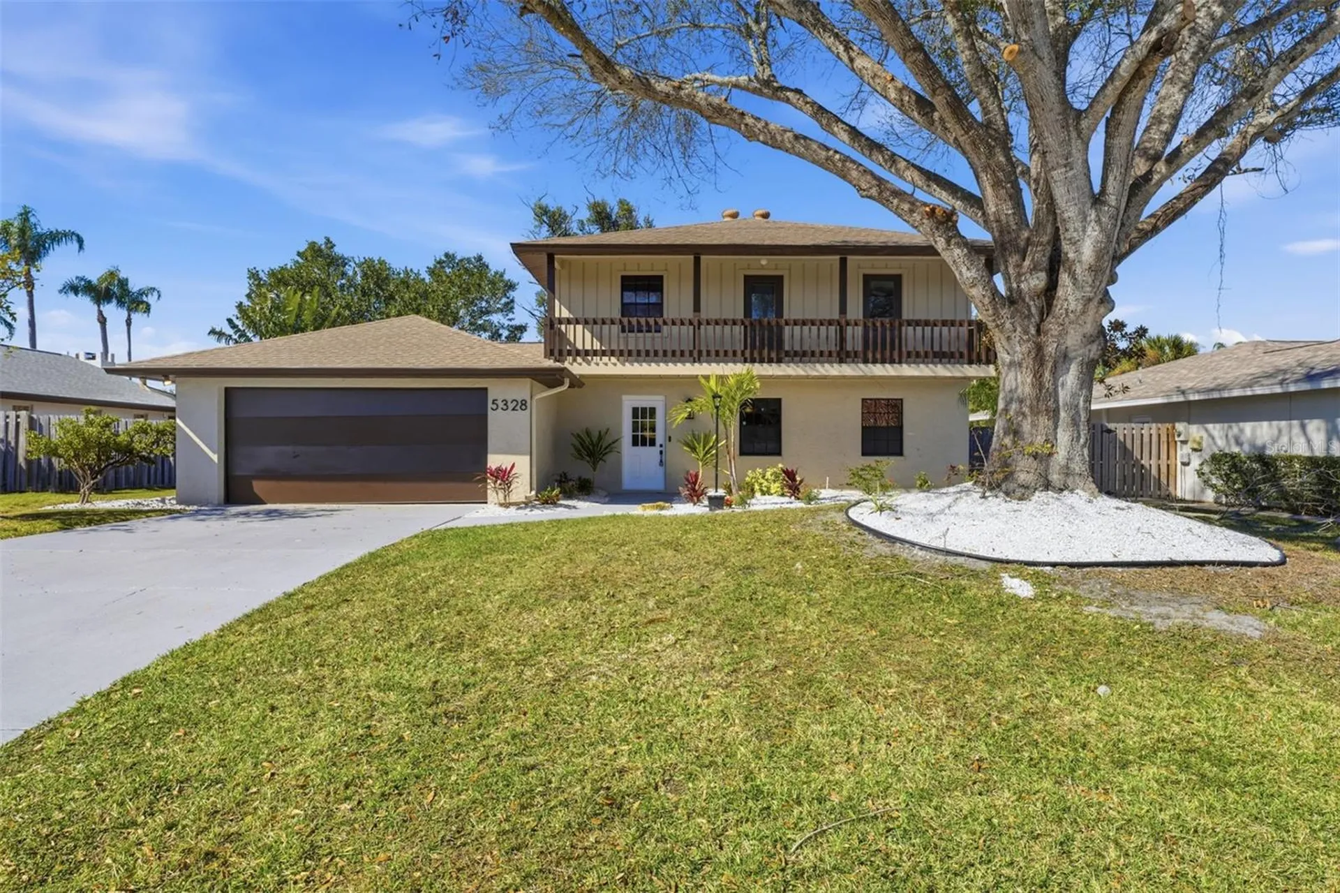 5328 Fox Run Road Sarasota FL 34231