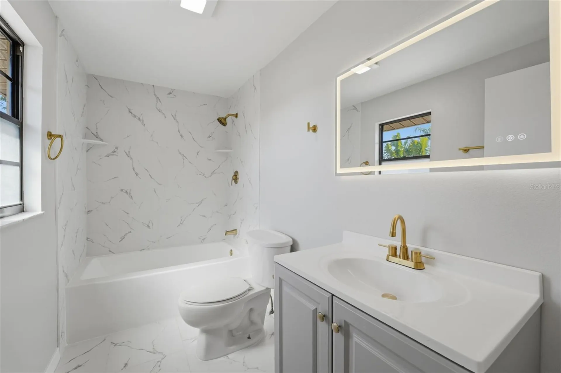 5328 Fox Run Road Sarasota FL 34231