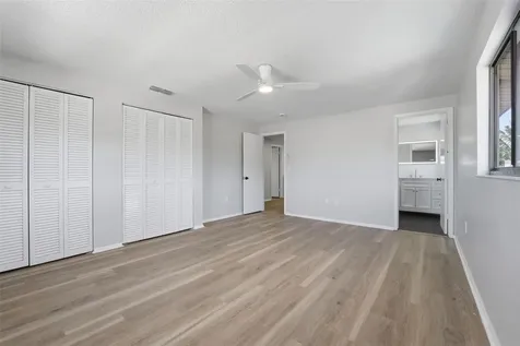 5328 Fox Run Road Sarasota FL 34231