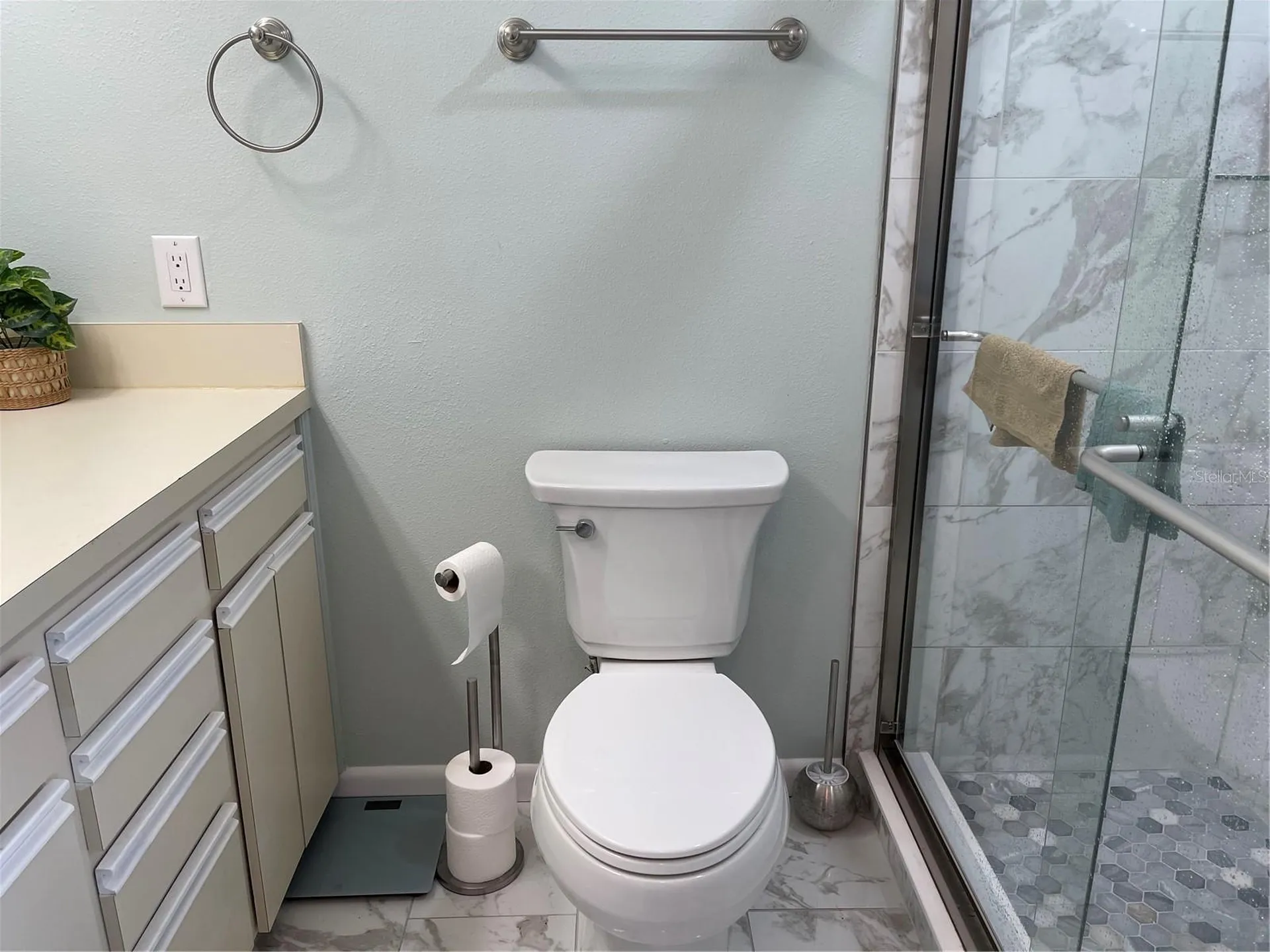 1761 Cupecoy Circle Lutz FL 33558