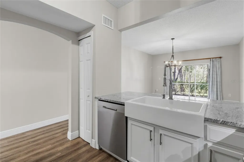 18133 Paradise Point Drive Tampa FL 33647