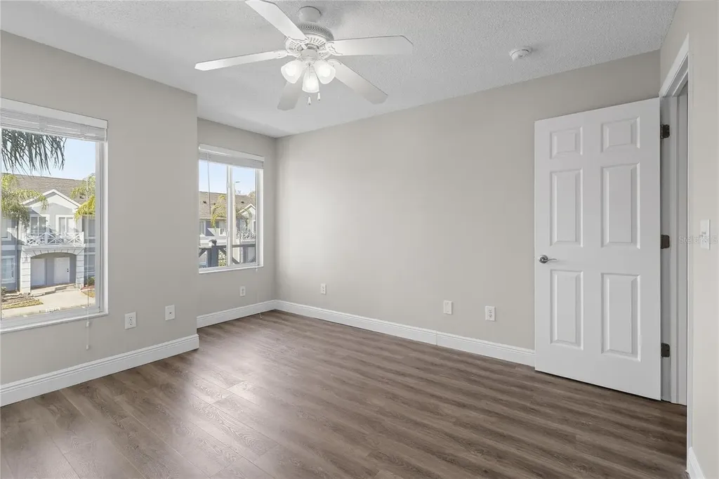 18133 Paradise Point Drive Tampa FL 33647