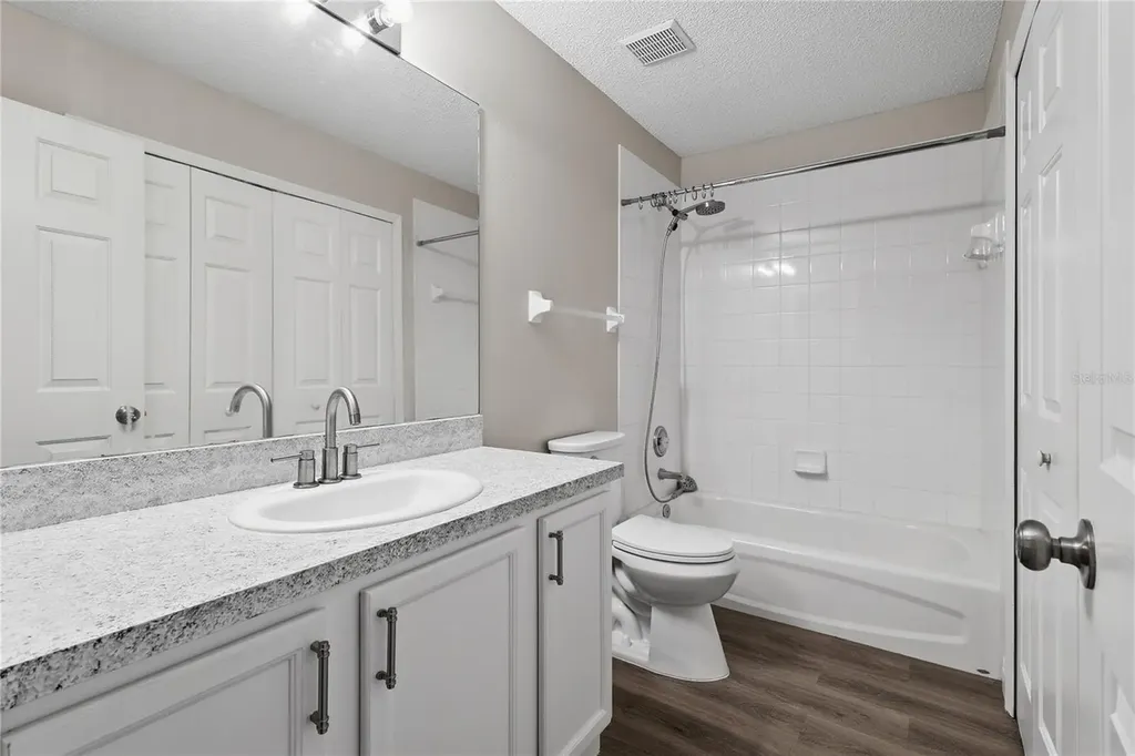 18133 Paradise Point Drive Tampa FL 33647