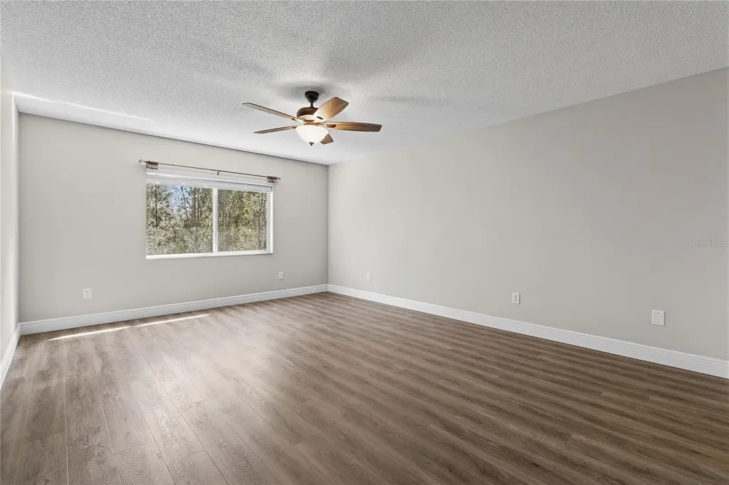 18133 Paradise Point Drive Tampa FL 33647