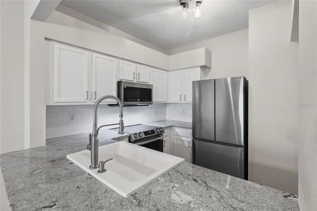 18133 Paradise Point Drive Tampa FL 33647