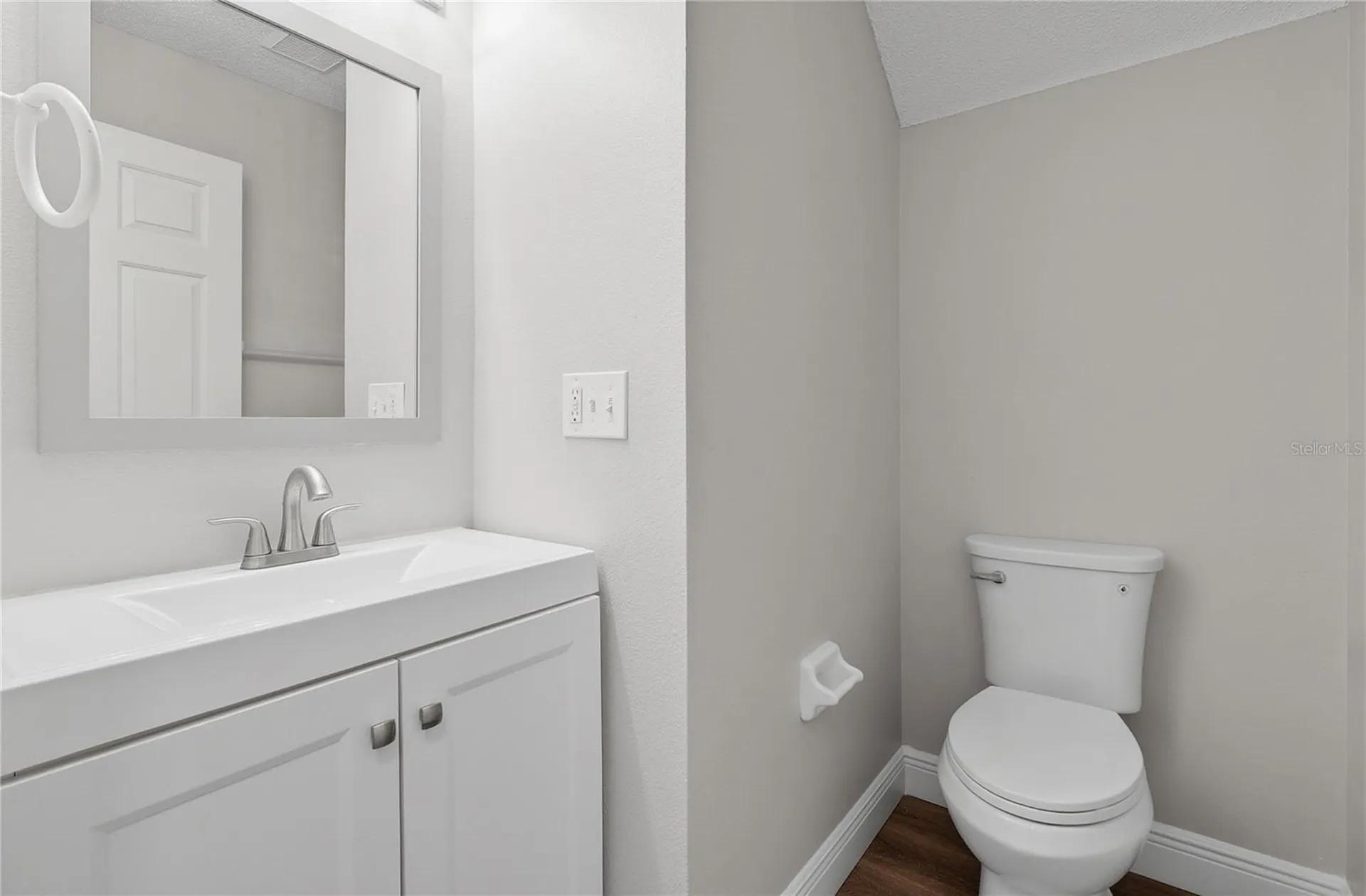 18133 Paradise Point Drive Tampa FL 33647