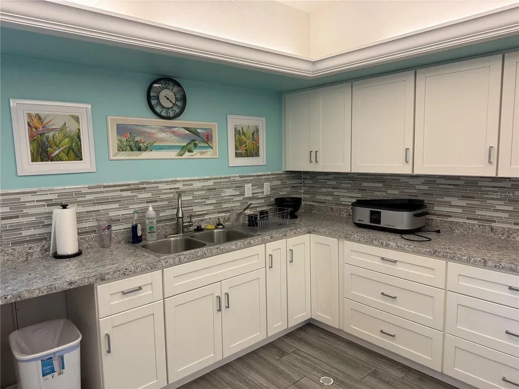 2826 Swifton Drive Sarasota FL 34231