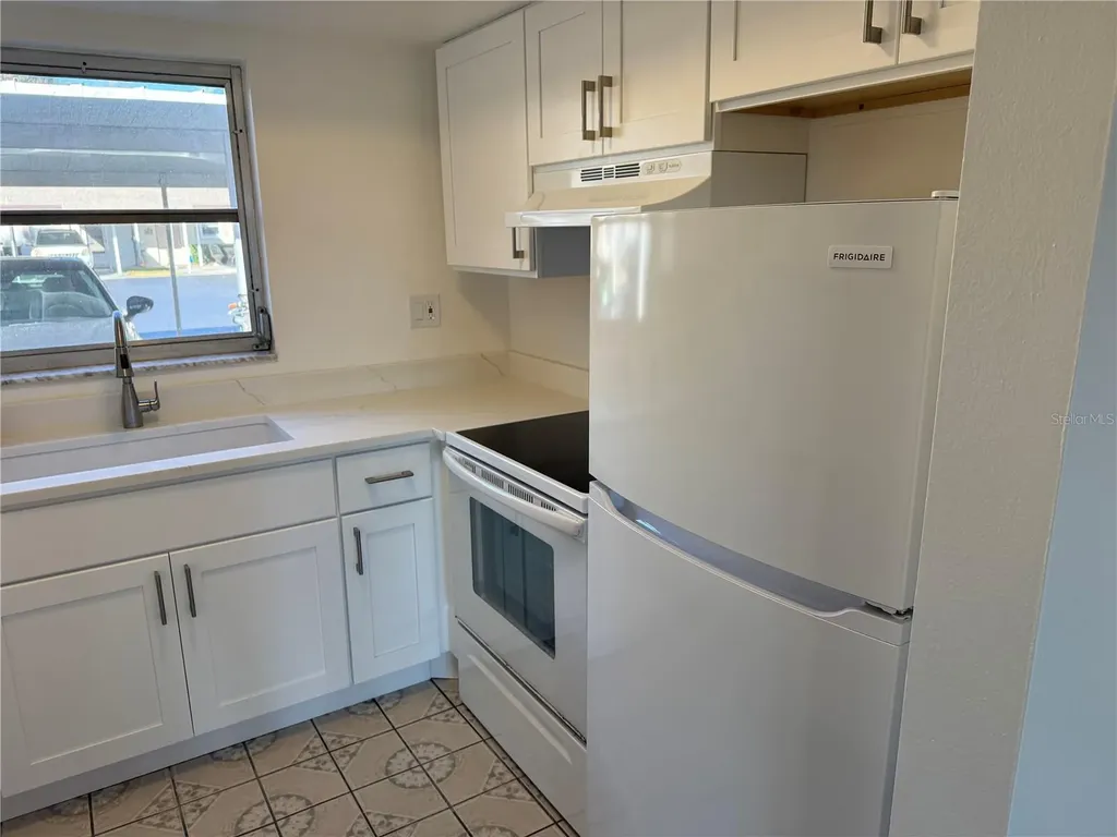 2826 Swifton Drive Sarasota FL 34231