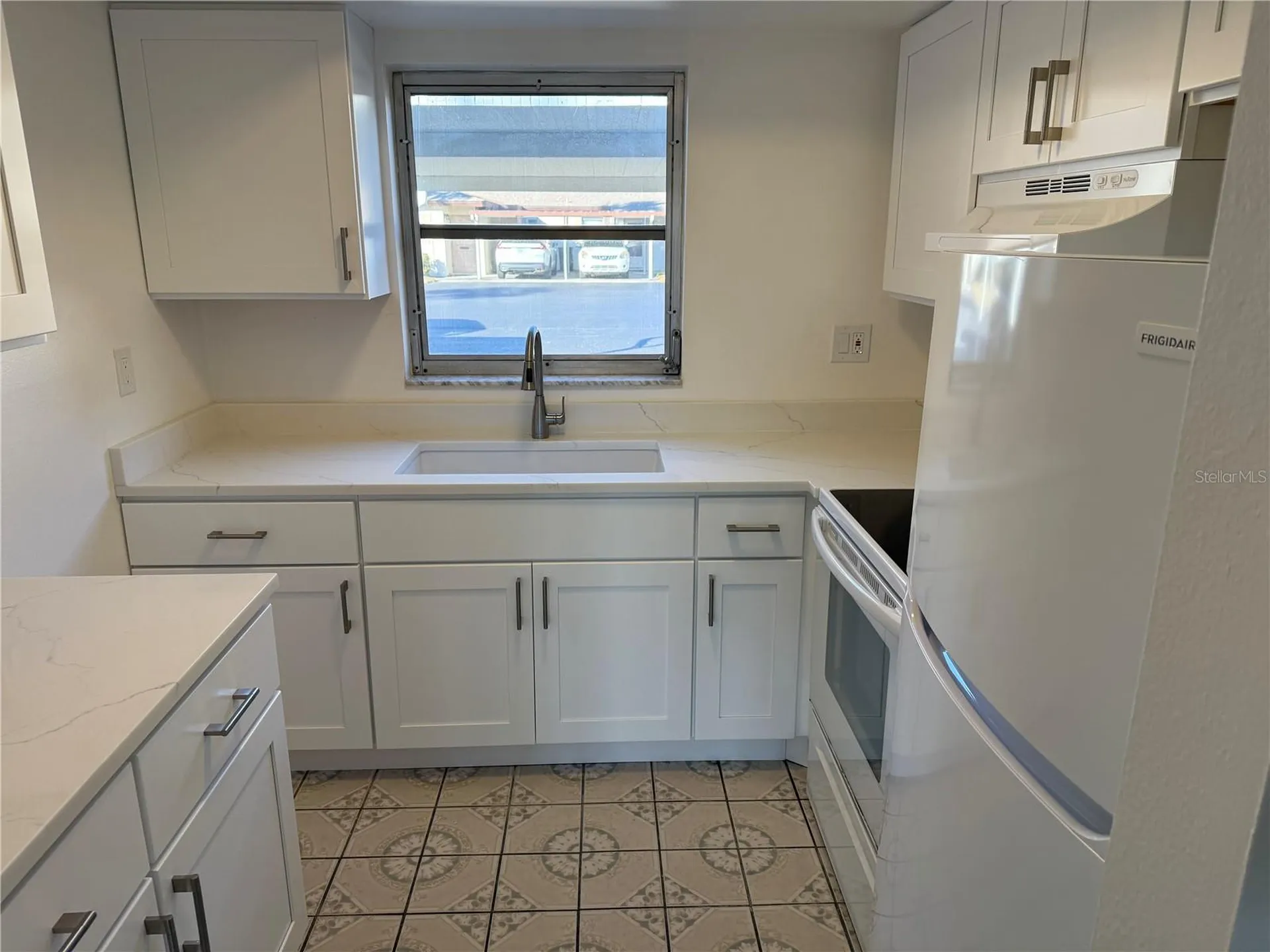 2826 Swifton Drive Sarasota FL 34231