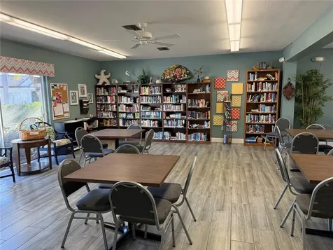 2826 Swifton Drive Sarasota FL 34231